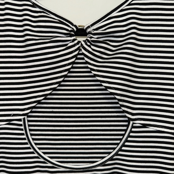 Women's Very J Dress Size S Black White Striped - Picture 3 of 9